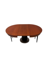 Art Deco Modernist Round Extendable Dining Room Table by Hendrik Wouda, 1931